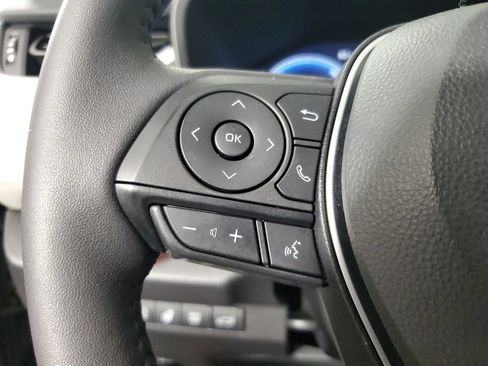 Used 2025 Toyota RAV4 Limited AWD/4WD image 25