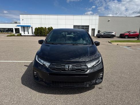 Certified 2025 Honda Odyssey Sport-L image 3