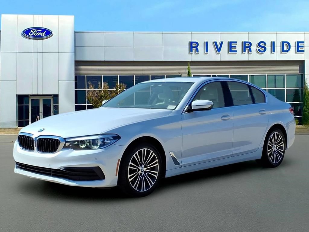 Used 2019 BMW 530i w/ Convenience Package RWD image 3