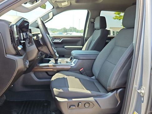 Certified 2025 Chevrolet Silverado 1500 RST w/ Convenience Package II AWD/4WD image 13