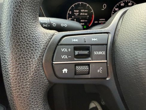 Used 2024 Honda CR-V EX image 13