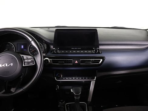Used 2023 Kia Seltos S w/ Navigation Package FWD image 33
