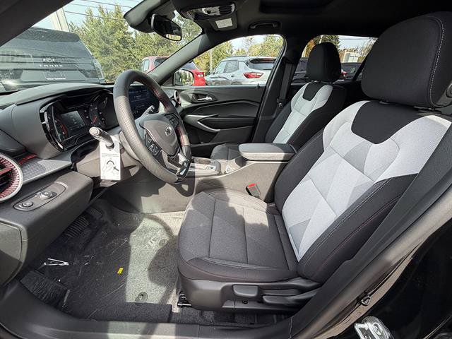 New 2026 Chevrolet Trax RS w/ Sunroof Package FWD image 11
