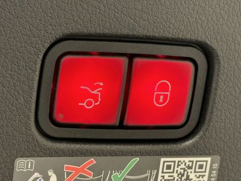 New 2026 Mercedes-Benz CLE 53 AMG CLE 53 AMG image 20