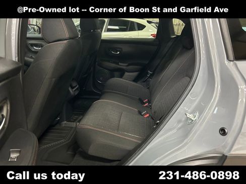 Used 2024 Honda HR-V Sport image 25