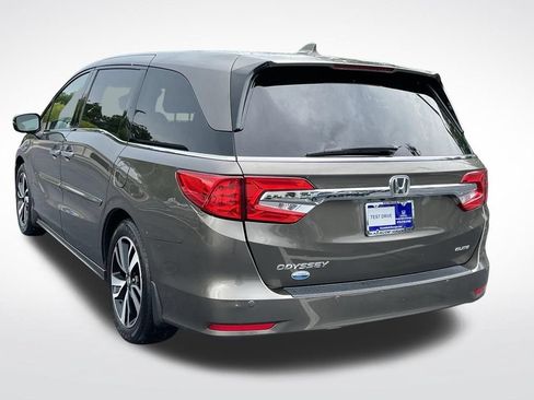Used 2019 Honda Odyssey Elite image 4