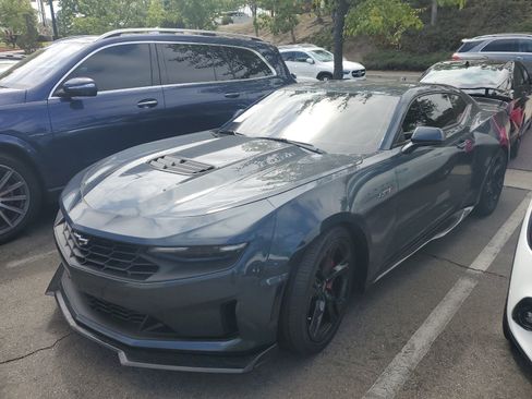 Used 2021 Chevrolet Camaro LT RWD image 1