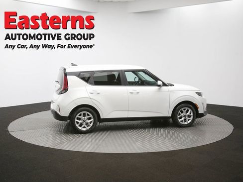 Used 2023 Kia Soul LX w/ Option Group 015 image 42
