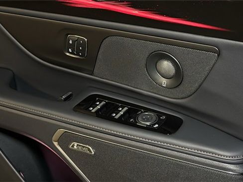 New 2026 Lincoln Nautilus Premier w/ Equipment Group 102A image 32