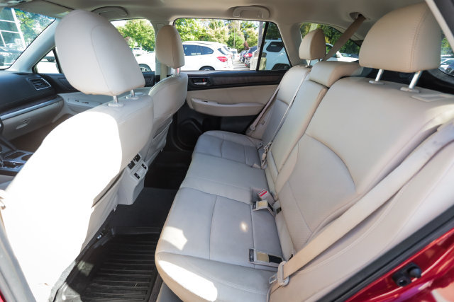 Used 2018 Subaru Outback 2.5i Limited AWD/4WD image 38