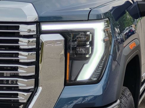 New 2026 GMC Sierra 2500 Denali w/ Technology Package image 42