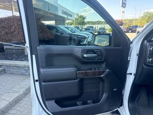 Used 2019 GMC Sierra 1500 Denali w/ Driver Alert Package II AWD/4WD image 10