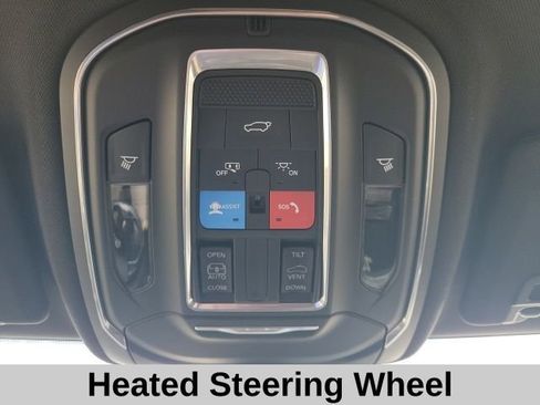 New 2025 Jeep Grand Cherokee Altitude image 12