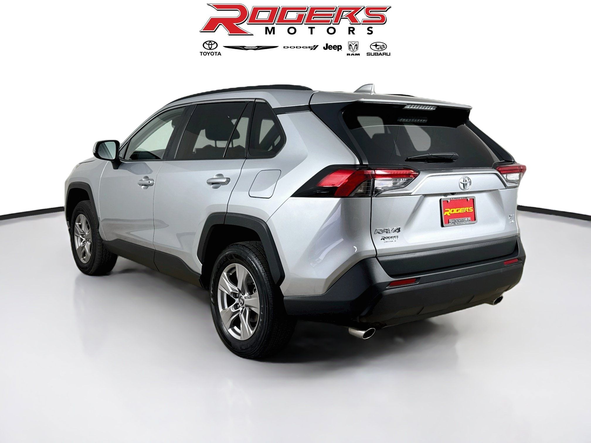Certified 2025 Toyota RAV4 XLE w/ Convenience Package AWD/4WD image 11
