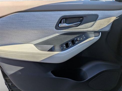 Certified 2023 Nissan Rogue SV image 23