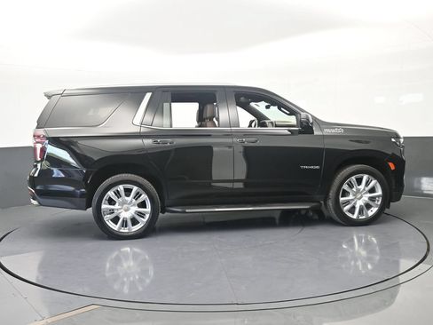 Used 2023 Chevrolet Tahoe High Country AWD/4WD image 7