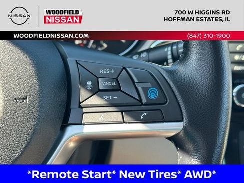 Used 2020 Nissan Rogue Sport SV w/ Technology Package AWD/4WD image 39