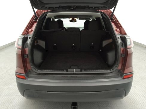 Used 2021 Jeep Cherokee Latitude FWD image 29