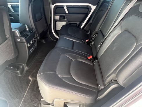 Certified 2024 Land Rover Defender 130 X-Dynamic SE image 13