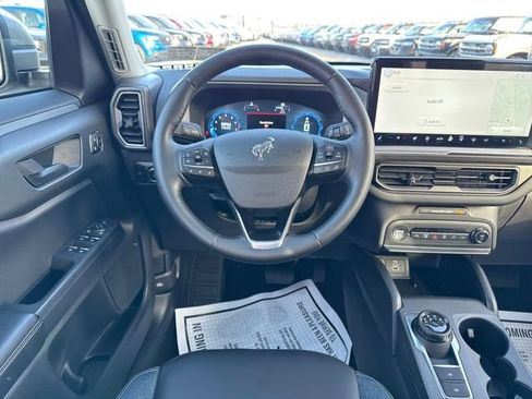 Used 2025 Ford Bronco Sport Outer Banks w/ Outer Banks Tech Package+ image 38