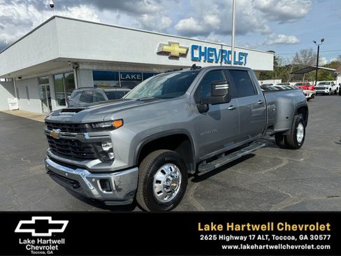 Used 2025 Chevrolet Silverado 3500 LT w/ Safety Package image 1