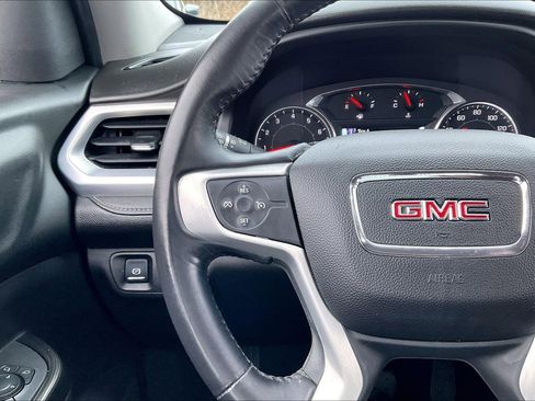 Used 2017 GMC Acadia SLT image 18