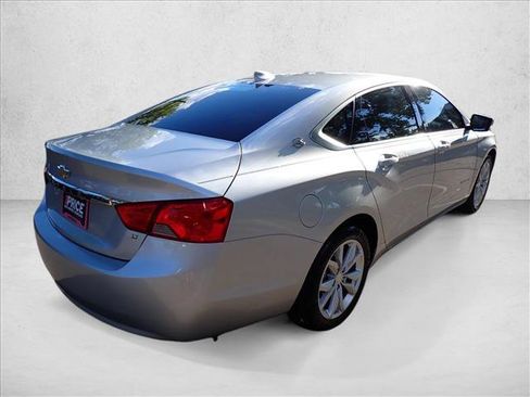 Used 2020 Chevrolet Impala LT FWD image 4