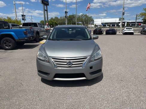 Used 2013 Nissan Sentra SV image 2