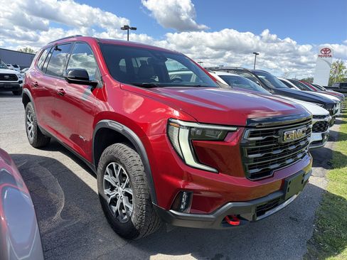 Used 2025 GMC Acadia AT4 AWD/4WD image 2