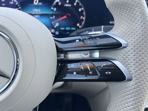 Used 2022 Mercedes-Benz E 450 Cabriolet image 20