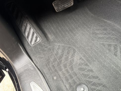 Used 2021 Chevrolet Silverado 1500 LT image 17