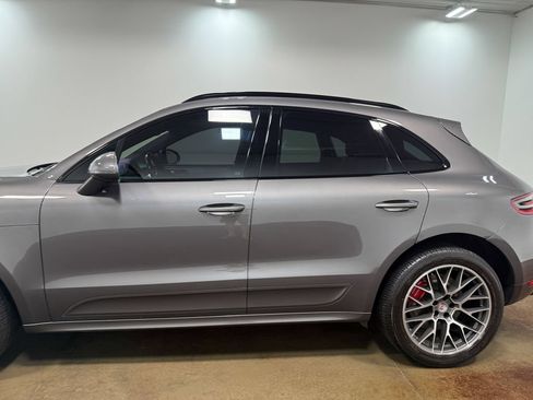 Used 2015 Porsche Macan Turbo AWD/4WD image 37