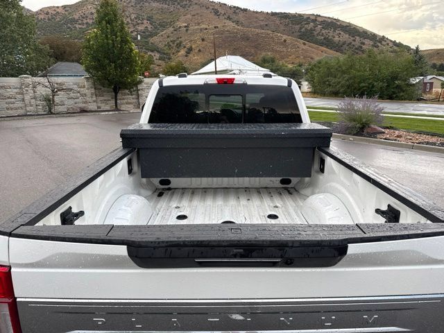 Used 2022 Ford F350 Platinum w/ Tremor Off-Road Package AWD/4WD image 8