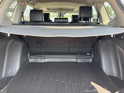 Used 2022 Honda CR-V EX-L image 17