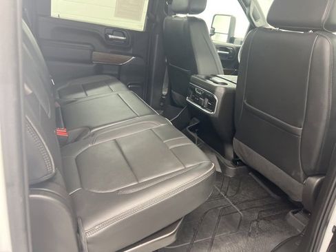 Used 2023 Chevrolet Silverado 3500 High Country w/ Technology Package image 24