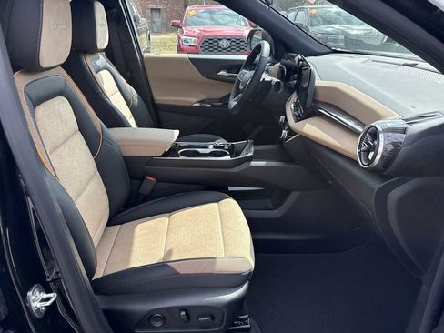 New 2026 Chevrolet Equinox ACTIV w/ Convenience Package III AWD/4WD image 27
