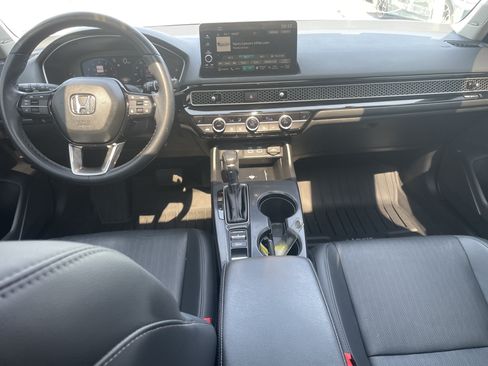 Used 2023 Honda Civic Touring image 29