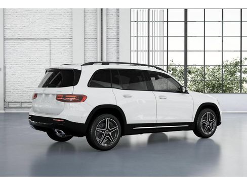 Used 2026 Mercedes-Benz GLB 250 4MATIC image 20