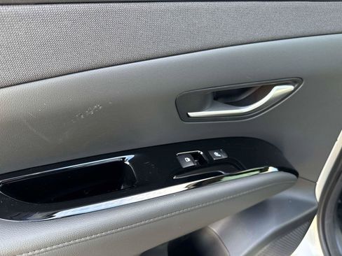 Used 2024 Hyundai Tucson Limited image 12