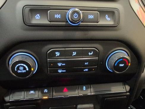 New 2026 Chevrolet Silverado 1500 W/T w/ WT Value Package image 19