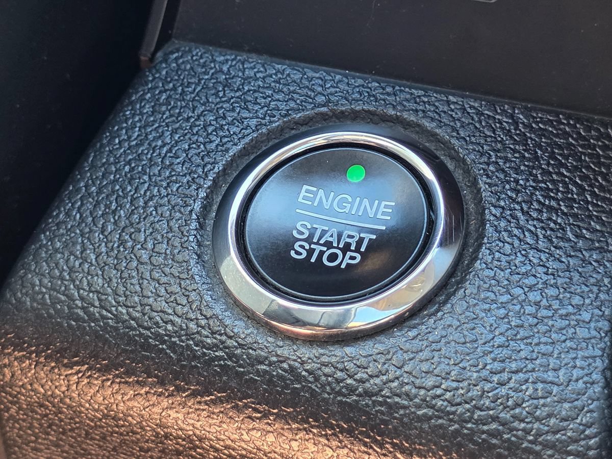 Used 2019 Ford F150 Lariat w/ Equipment Group 502A Luxury AWD/4WD image 54