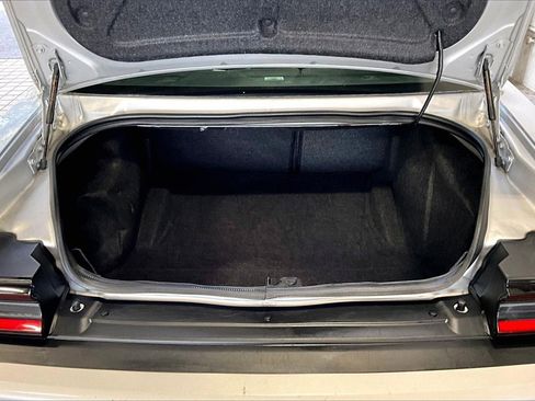 Used 2022 Dodge Challenger GT image 18