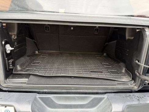 Used 2018 Jeep Wrangler Unlimited Sahara w/ LED Lighting Group image 16