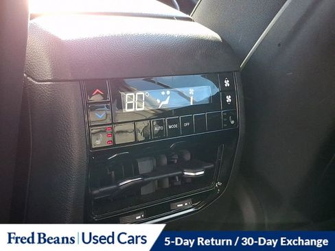 Used 2022 Jeep Grand Cherokee L Limited image 13