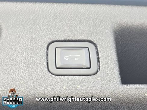 Used 2024 Chevrolet Equinox LT w/ LPO, Floor Liner Package FWD image 19