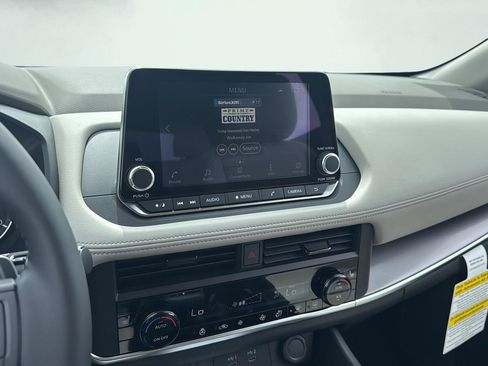 New 2026 Nissan Rogue SV AWD/4WD image 16