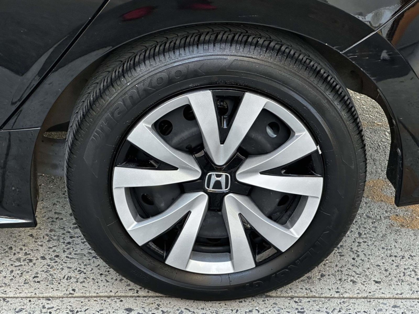 Used 2024 Honda Civic LX image 13