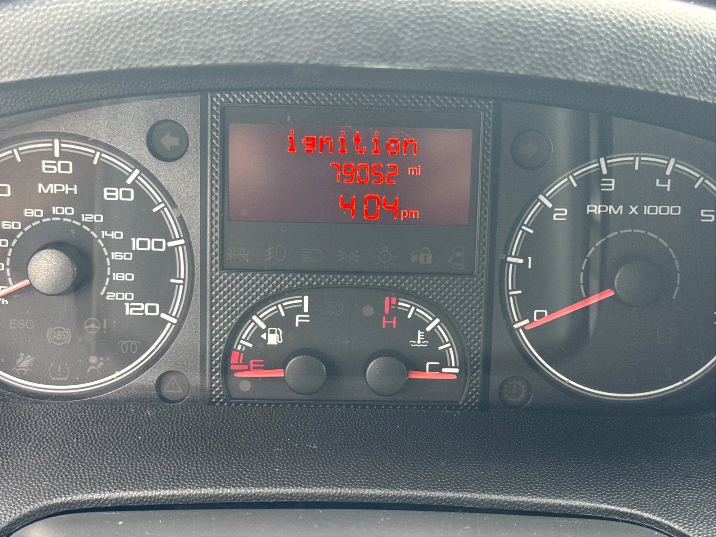 Used 2017 RAM ProMaster 2500 w/ Premium Appearance Group FWD image 16