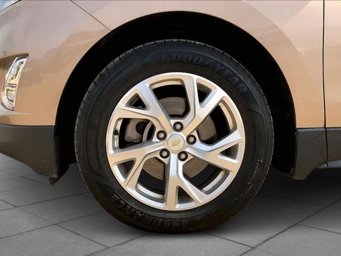 Used 2019 Chevrolet Equinox LT image 11