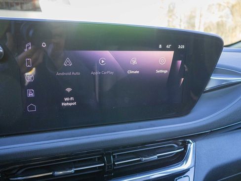 Certified 2025 Buick Envista Sport Touring w/ Convenience I Package image 17